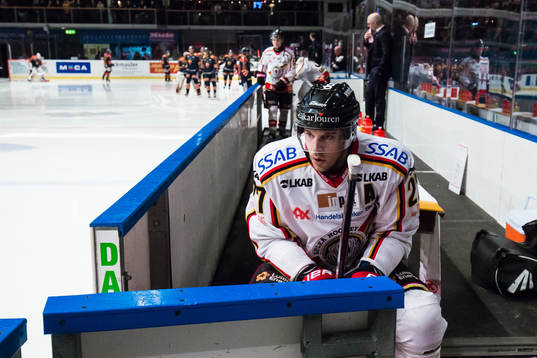 Luleås Brendan Mikkelson deppar