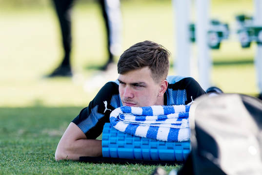 Malmö FFs Pavle Vagic kör rehab och följer träningen