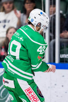 Rögles Sebastian Collberg lämnar isen