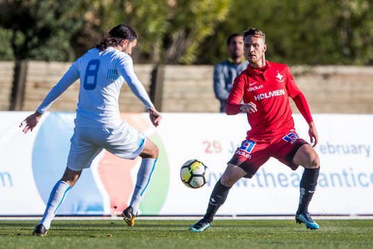 Rijekas Leonard Zuta och Norrköpings Linus Wahlqvist