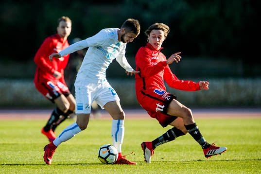 Rijekas Filip Bradaric och Norrköpings Simon Thern