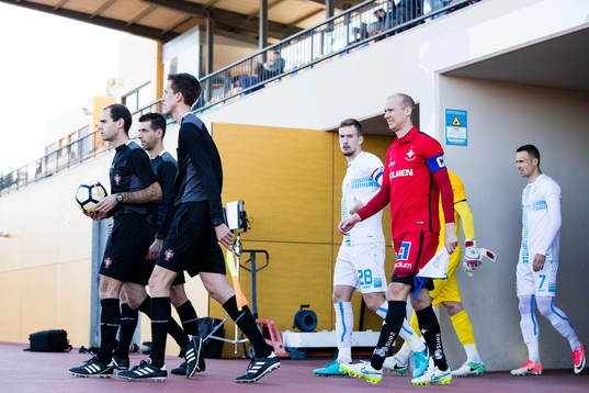 Rijekas Filip Bradaric och Norrköpings Andreas Johansson