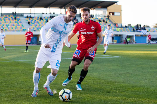 Rijekas Filip Bradaric och Norrköpings Johannes Vall