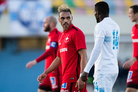 Norrköpings Alexander Jakobsen och Rijekas Maxwell Acosty