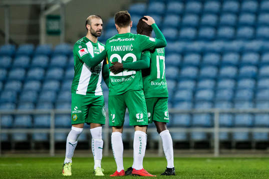 Hammarbys Kennedy Bakircioglu och Muamer Tankovic peppar Pa