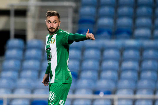 Hammarbys Muamer Tankovic gör tummen upp