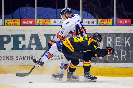 Växjös Elias Pettersson och Brynäs Ryan Gunderson