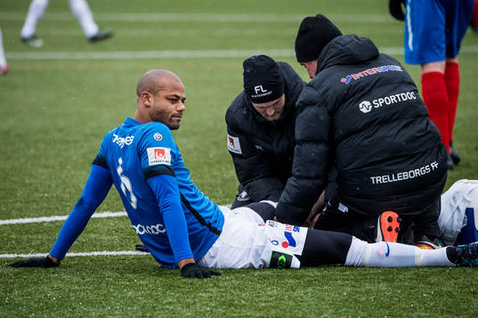 Bläddra bland fler bilder av Fotboll, Träningsmatch, Trelleborg - Öster