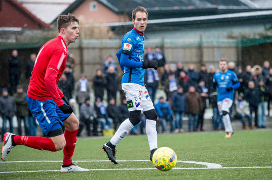 Östers Fredrik Lundgren  och Trelleborgs Zoran Jovanovic