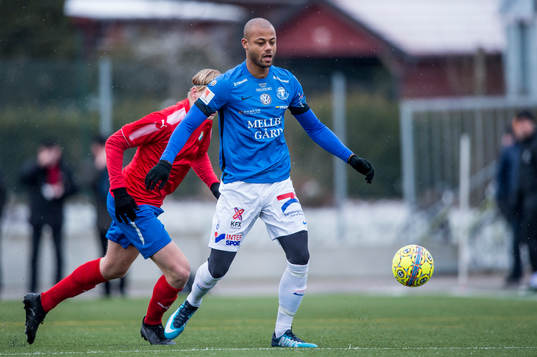 Trelleborgs Salif Camara Jönsson mot Östers Filip Örnblom