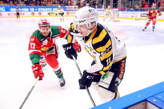 Skellefteås Henrik Hetta och Moras Matt Bailey