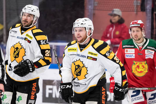 Skellefteås Sebastian Ohlsson jublar