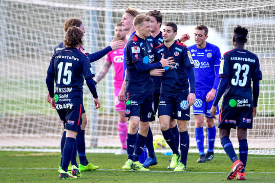 Helsingborgs Mattias Almeida jublar