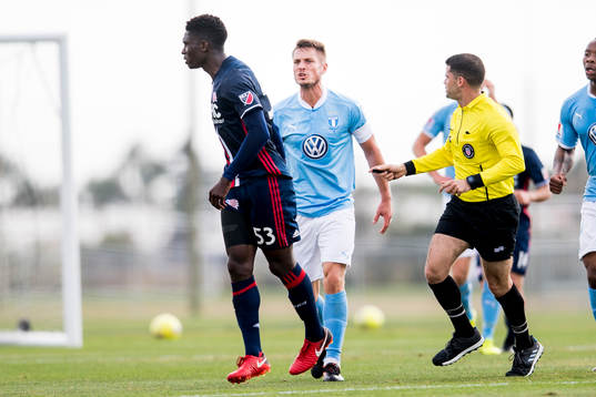 Malmö FFs Markus Rosenberg upprörd på New Englands Jilil