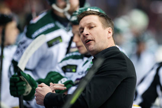 Färjestads tränare Johan Pennerborn