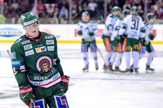 Frölundas Carl Grundström deppar och Färjestads Theodor