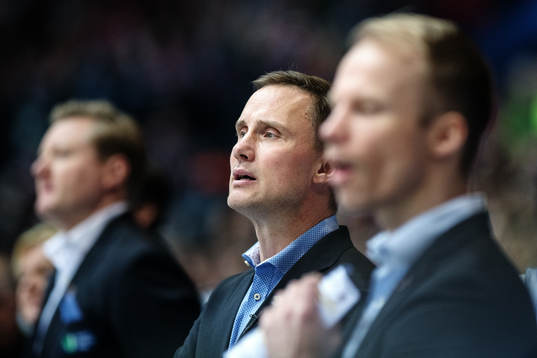 Frölundas tränare Roger Rönnberg deppar