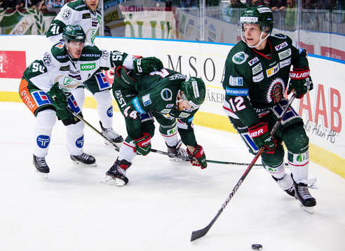 Färjestads Sebastian Erixon och Frölundas Pontus