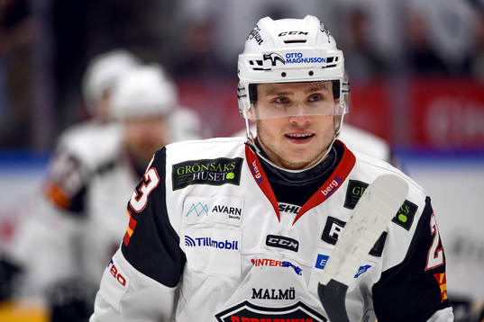 Malmö Redhawks Christoffer Forsberg jublar