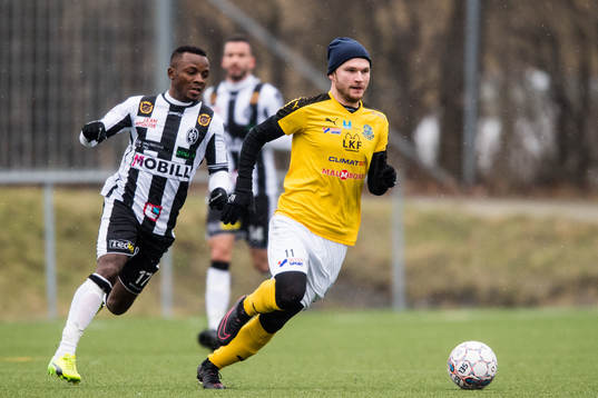 Lunds Admir Osmancevic och Landskronas Monday Samuel