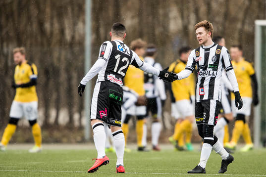 Landskronas Dennis Olofsson och Igor Arsenijevic