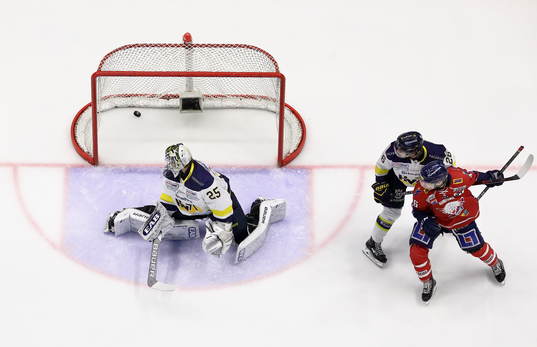 Mål 1-0 av Linköpings Mathis Olimb