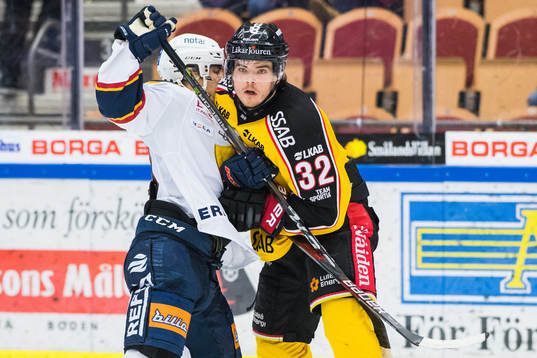 Djurgårdens Gustav Possler och Luleås Oscar Engsund