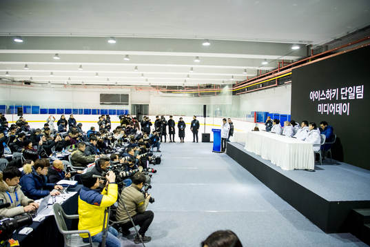 Athletes of Korea and Sarah Murray, coach of Korea