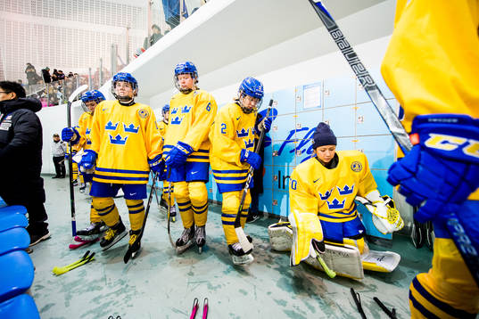 Lisa Johansson of Sweden, Sara Hjalmarsson of Sweden, Maja