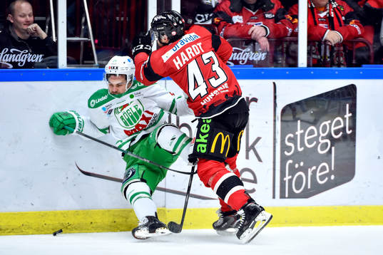 Malmö Redhawks Nichlas Hardt och Rögles Kevin Gagné