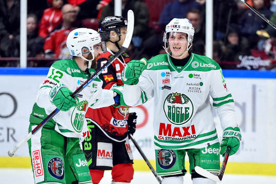 Rögles Jack Connolly och Bryan Lerg jublar