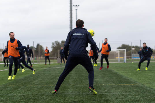 Spelövning på ett träningsläger