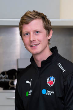 Helsingborgs fysioterapeut Victor Dymne på ett