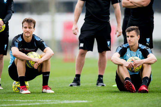 Malmö FFs Eric Larsson och Alexander Jeremejeff
