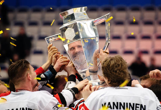 Jyväskyläs players celebrate with the trophy