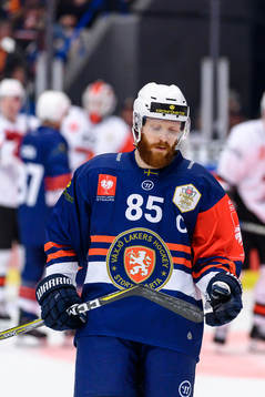 Liam Reddox of Växjö looks dejected
