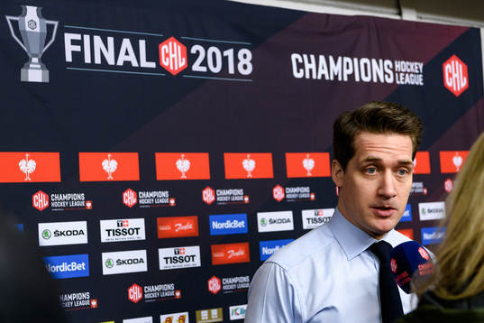 Sam Hallam head coach of Växjö