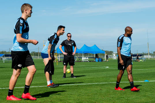 Malmö FFs Hugo Andersson, Behrang Safari, sportchef Daniel