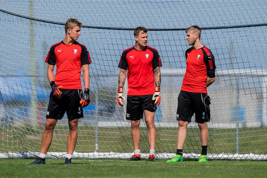 Malmö FFs målvakt Mathias Nilsson, målvakt Johan Dahlin