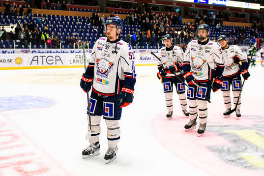 Linköpings Eddie Larsson deppar med lagkamrater