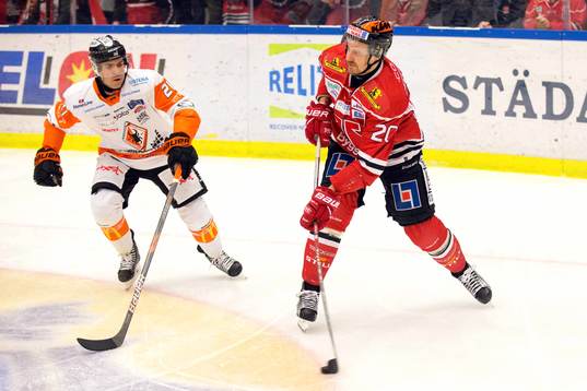 Örebros Marcus Weinstock och Karlskronas Cory Murphy