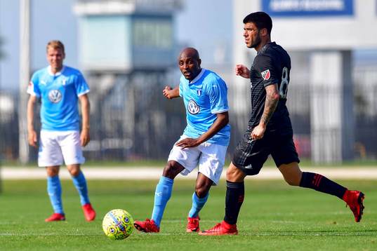Malmö FFs Fouad Bachirou och DC Uniteds Ulises Segura