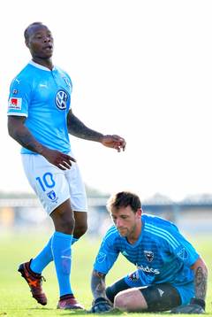 Malmö FFs Carlos Strandberg ser 1-1 går in bakom DC