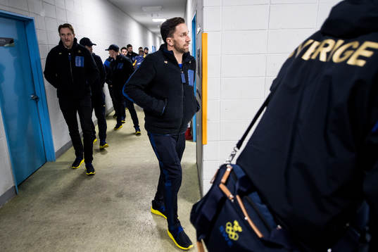 Staffan Kronwall and Joel Lundqvist of Sweden arrives to