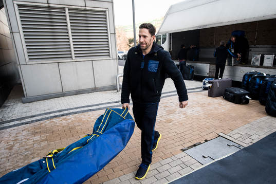 Joel Lundqvist of Sweden arrives to the arena with the team