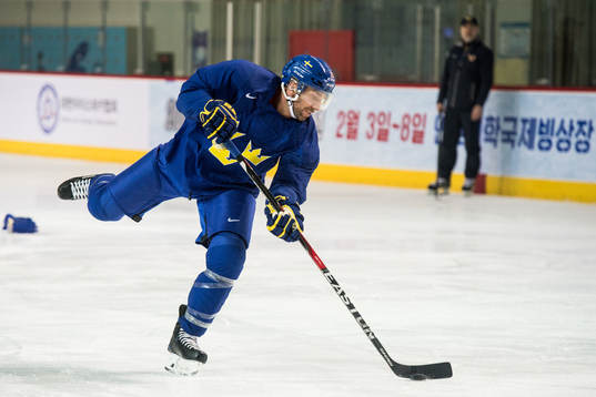 Joel Lundqvist of Sweden