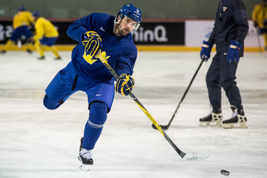 Simon Bertilsson of Sweden