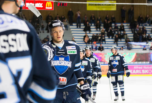 Karlskogas Rodrigo Abols firar sitt mål 2-3