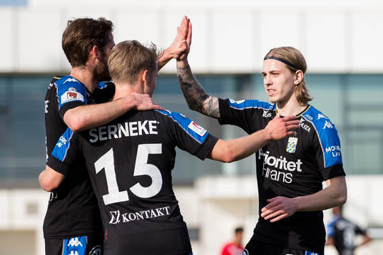 Bläddra bland fler bilder av Fotboll, Träningsmatch, IFK Göteborg - Meixian Techand