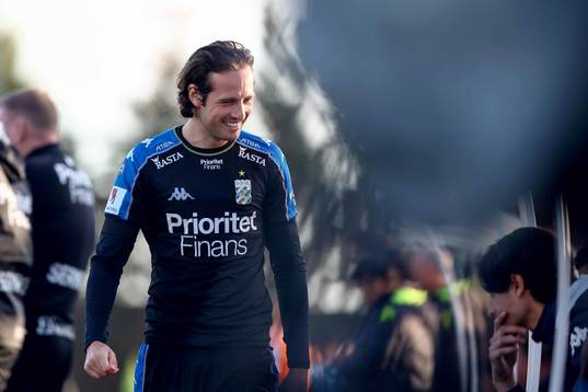 IFK Göteborgs Mikkel Diskerud värmer upp